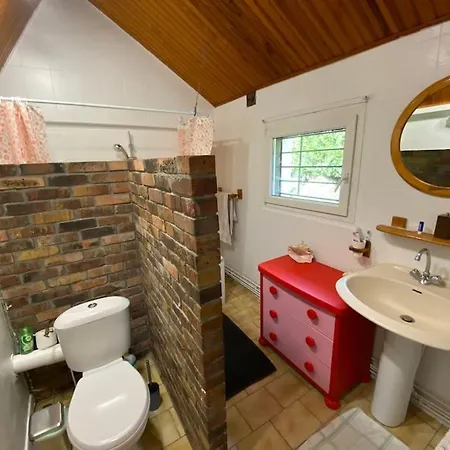 Сasa de vacaciones Belle Longère Normande, Cheminée Et Jardin Arboré Canville-les-Deux-Églises