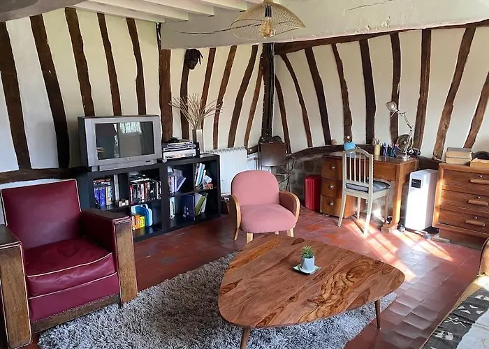 Σπίτι διακοπών Belle Longere Normande, Cheminee Et Jardin Arbore *